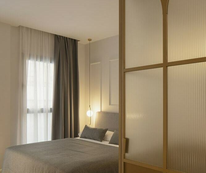 غرفة قياسية, Conqueridor