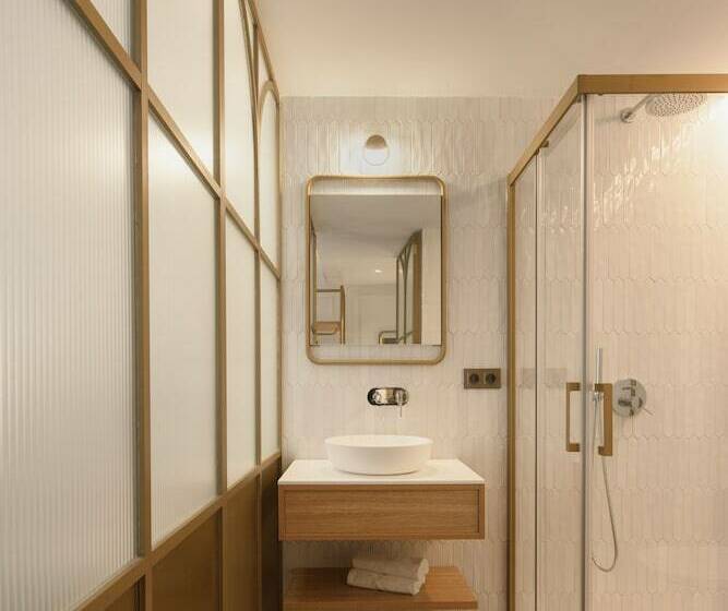 غرفة قياسية, Conqueridor