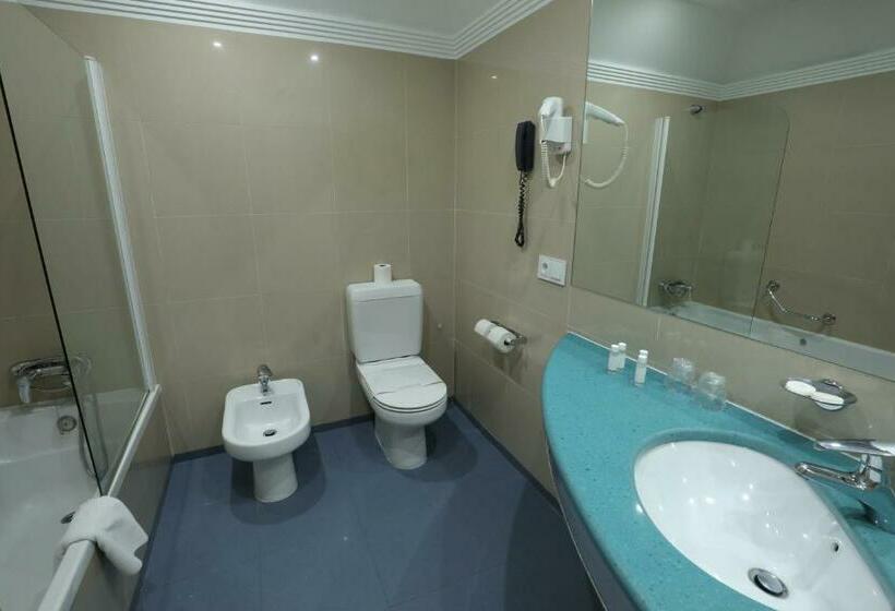 اتاق استاندارد, Corona De Castilla Burgos