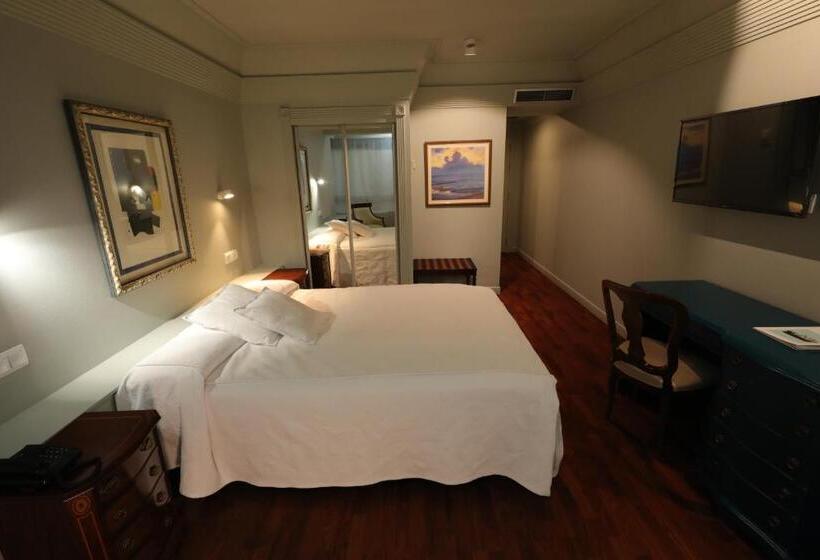 اتاق استاندارد یک نفره, Corona De Castilla Burgos