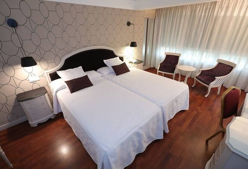 اتاق استاندارد, Corona De Castilla Burgos