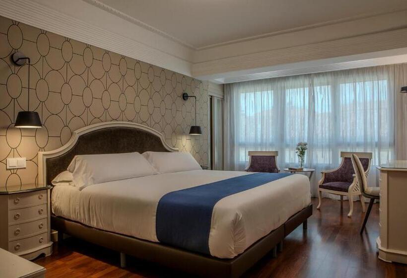 اتاق پرمیوم, Corona De Castilla Burgos