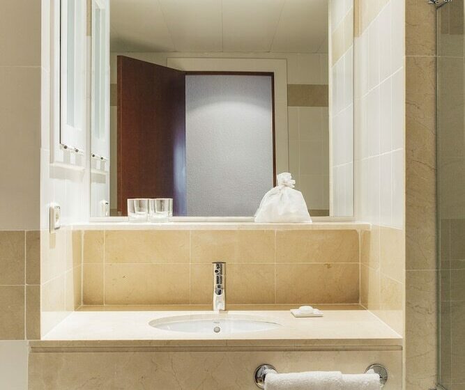 Номер Стандарт, Derby