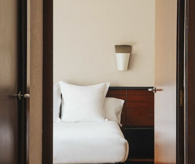 Номер Стандарт, Derby