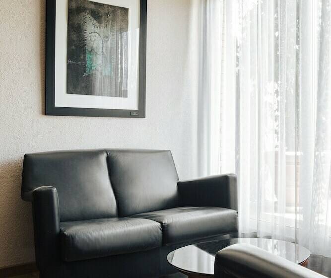 Номер Стандарт, Derby