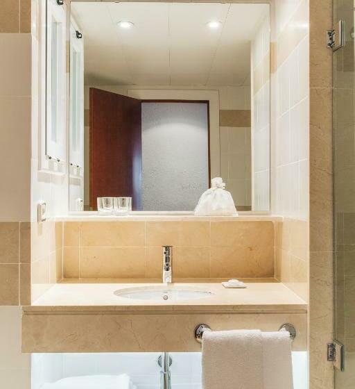 Полулюкс, Derby