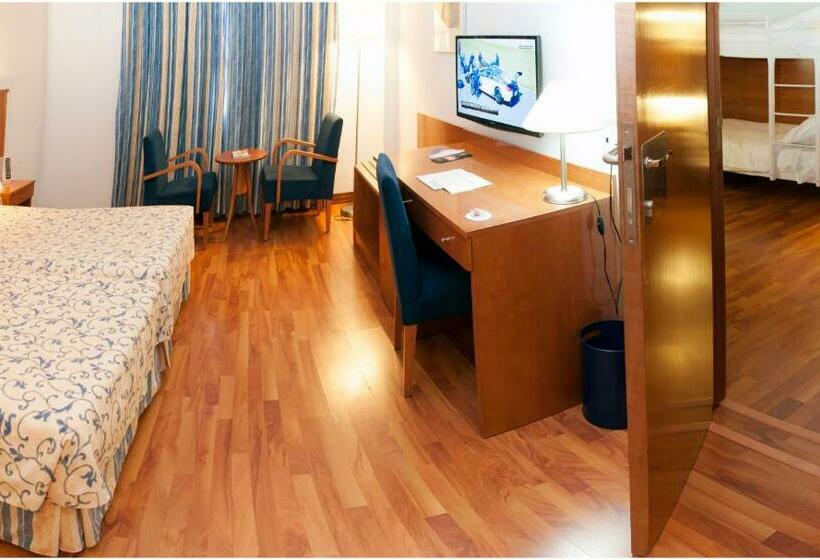 اتاق خانوادگی, Extremadura