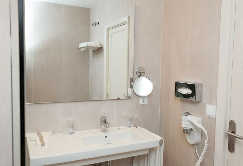 스탠다드 룸, Fergus Style Soller Beach