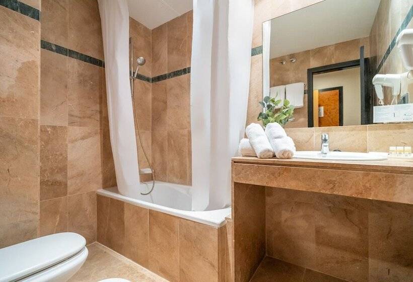 اتاق استاندارد سه نفره, Glories