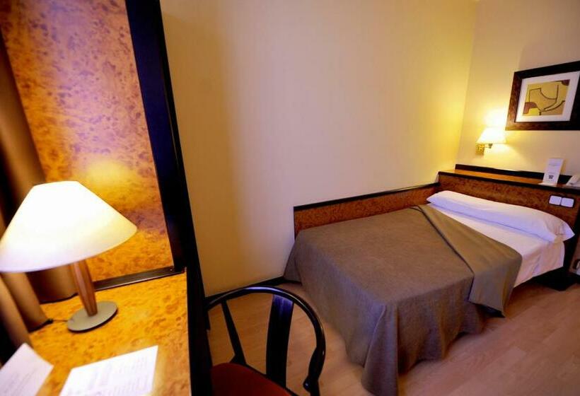 اتاق استاندارد یک نفره, Glories