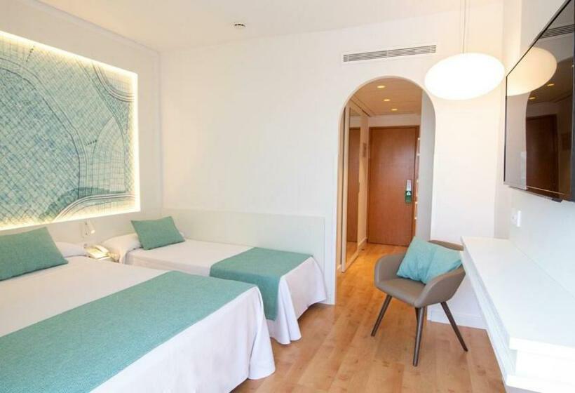 חדר סטנדרט לשלושה, Golden Taurus Aquapark Resort