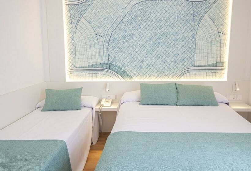 חדר סטנדרט לשלושה, Golden Taurus Aquapark Resort