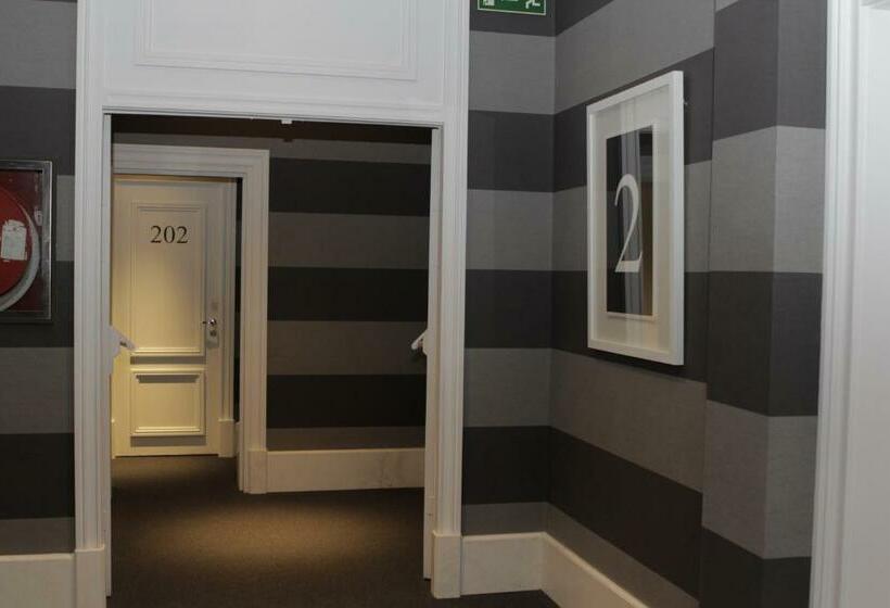 اتاق خانوادگی, Granvia