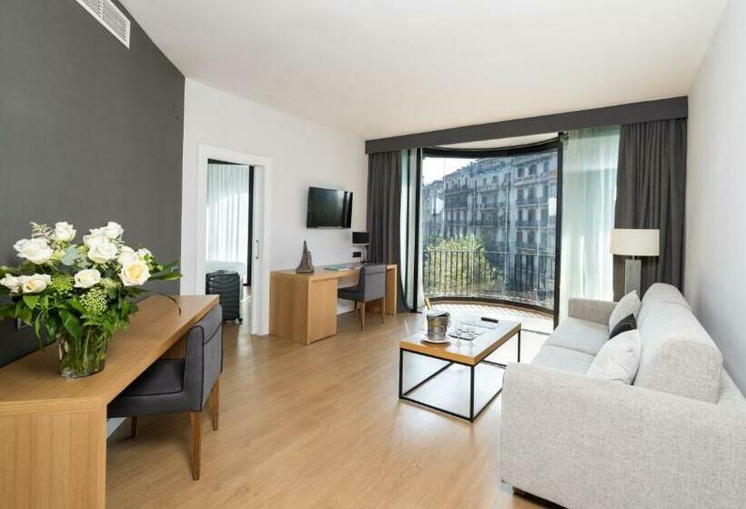 סוויטה, Guitart Grand Passage