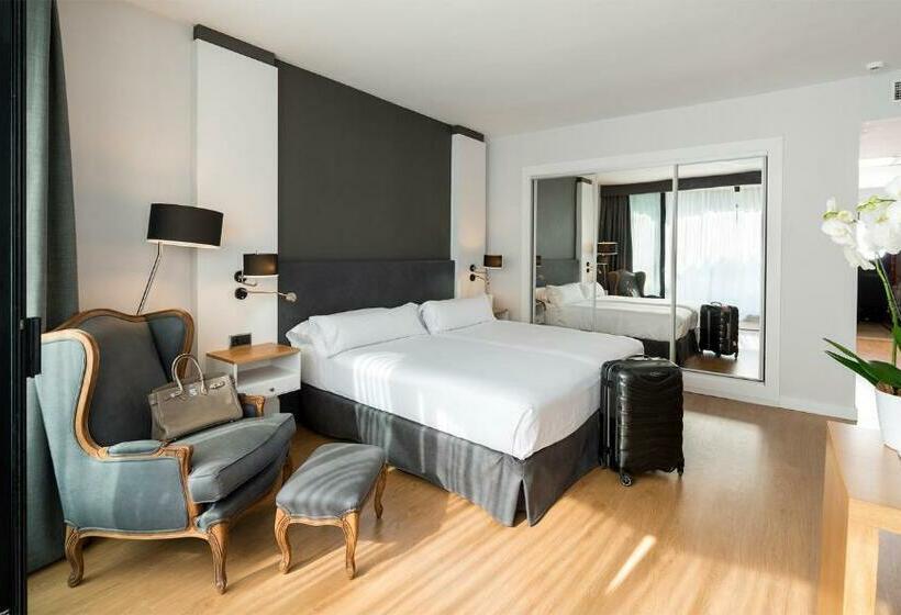 חדר סטנדרט יחיד, Guitart Grand Passage