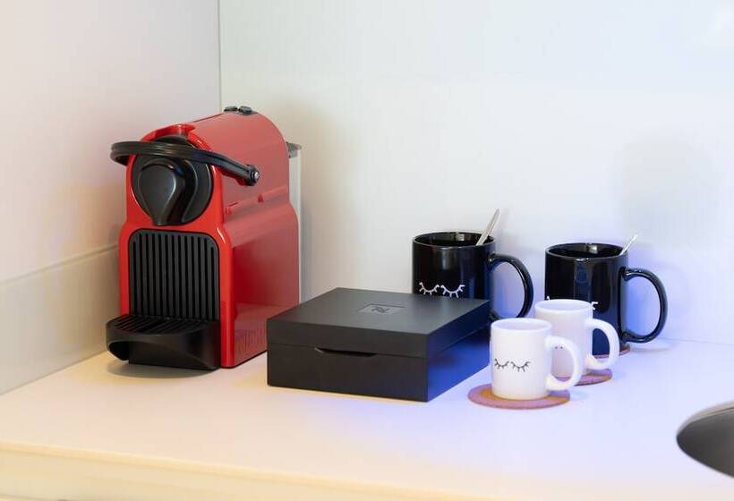 سوییت جونیور با چشمانداز دریا, Innside by Meliá Wave Calviá