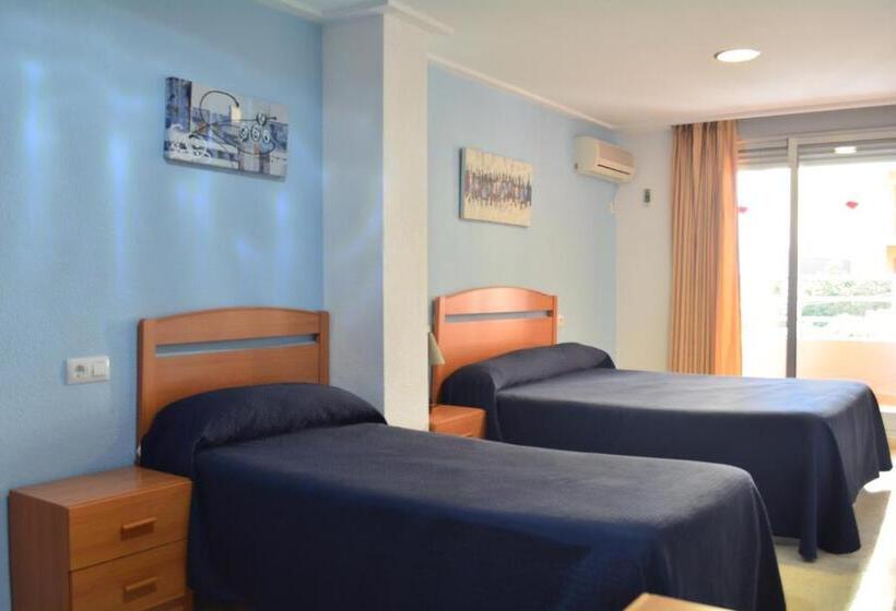 غرفة قياسية ثلاثية, L Escala