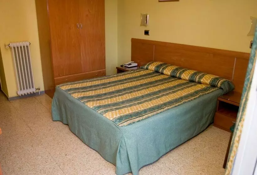 اتاق استاندارد, Los Naranjos