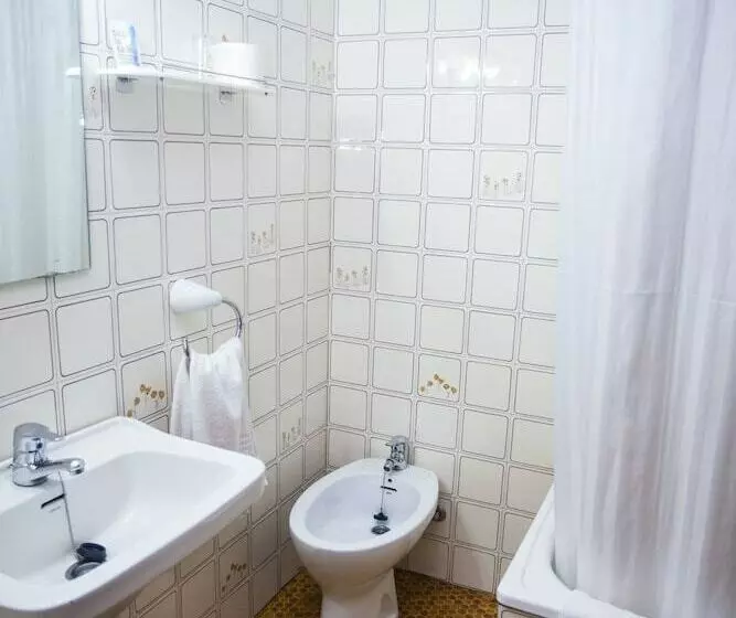 اتاق استاندارد یک نفره, Los Naranjos