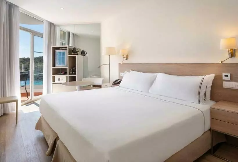 ファミリールーム, Meliá Cala Galdana