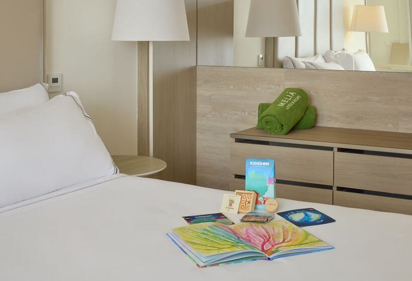 חדר משפחתי נוף לים, Meliá Cala Galdana