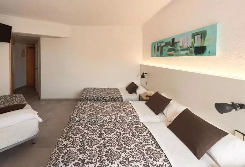 Chambre Quadruple Standard avec Balcon, Miami