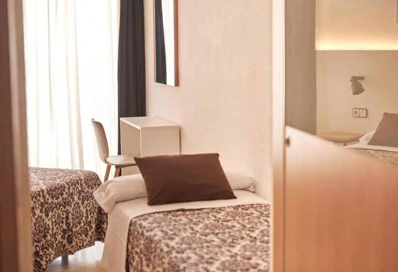 스탠다드 트리플 발코니 룸, Miami