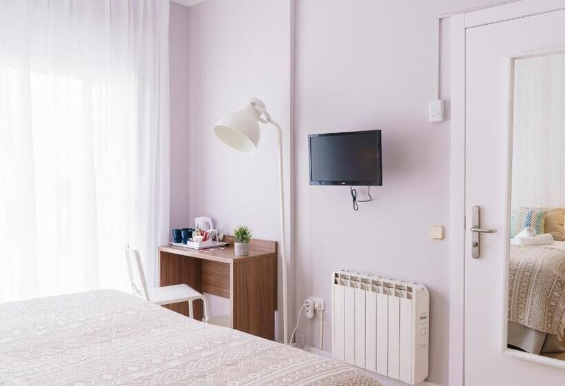 اتاق استاندارد سه نفره, Bypillow Mumm