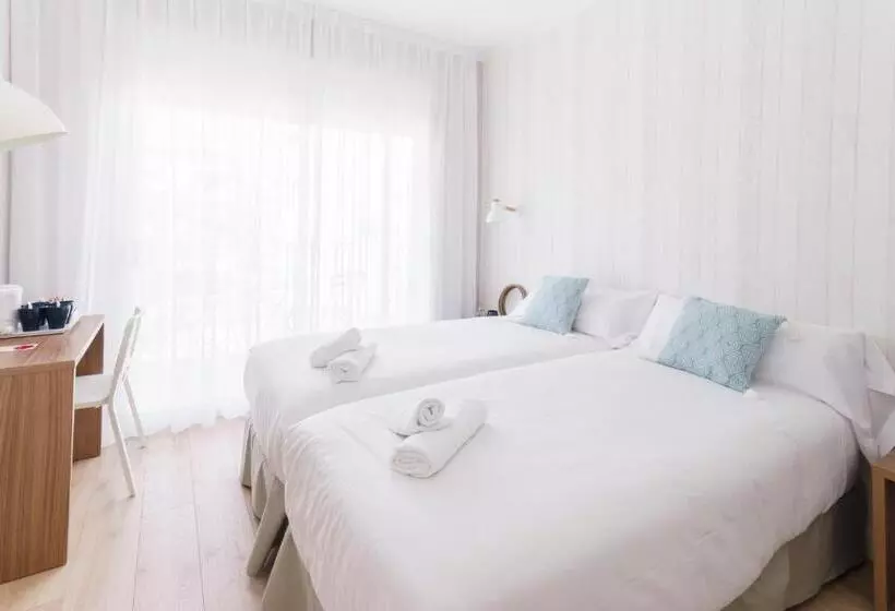 اتاق استاندارد سه نفره, Bypillow Mumm