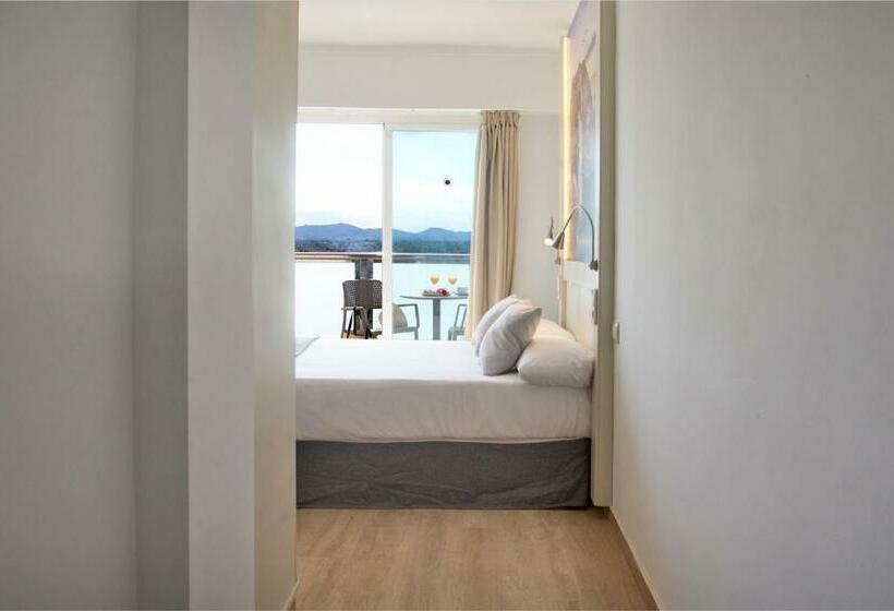 标准间带阳台, Ankaa Adults Only Over 14