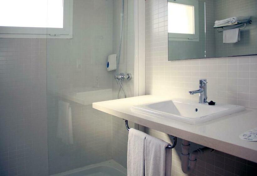 标准单人间, Seth Playa Azul