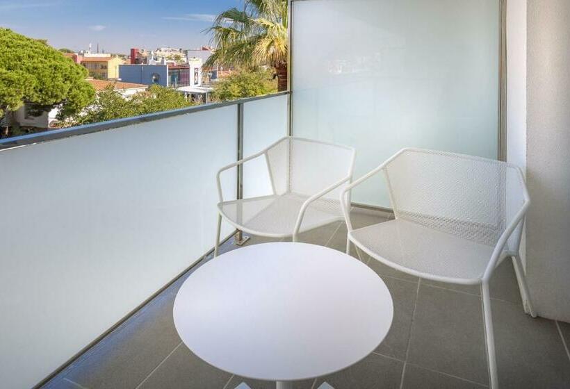 חדר דלוקס, Playafels