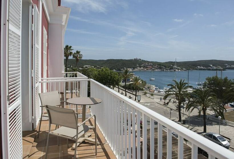 غرفة قياسية, Seth Port Mahón