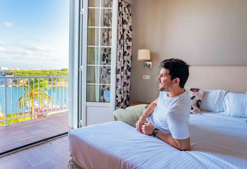 غرفة قياسية, Seth Port Mahón