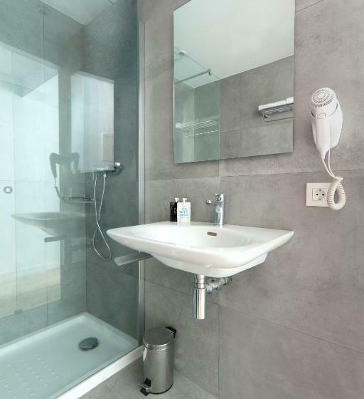 اتاق استاندارد سه تخته با بالکن, Principe Wellness&spa