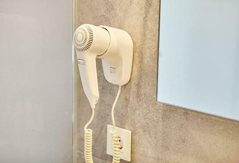 اتاق استاندارد سه تخته با بالکن, Principe Wellness&spa