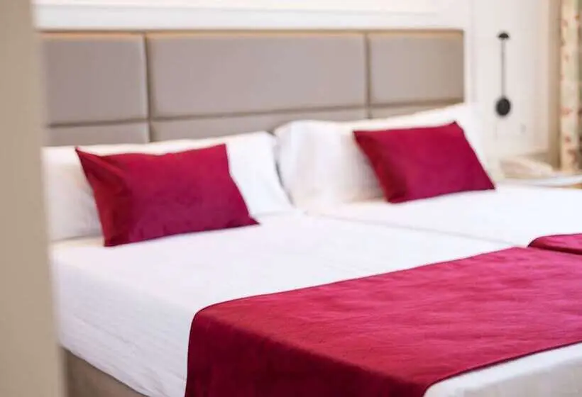 Standardrum med Balkong, Senator Port Maó