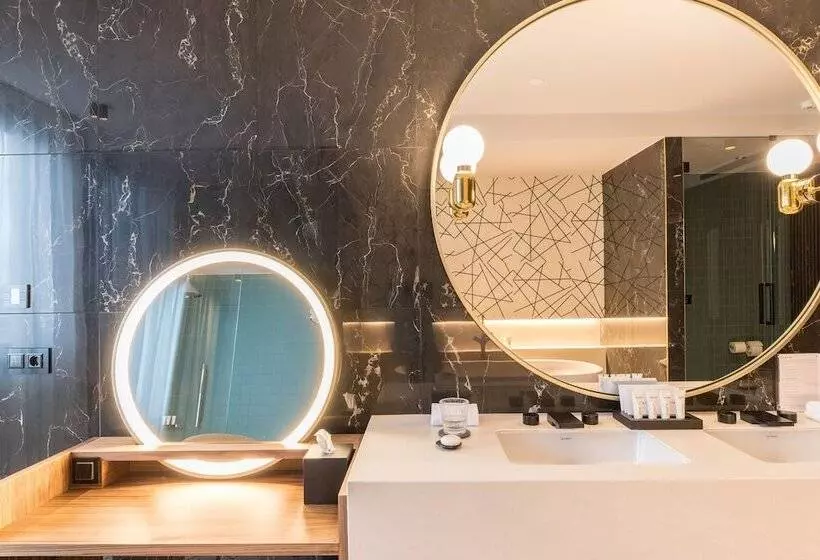 سوییت جونیور, Grand Hyatt Barcelona