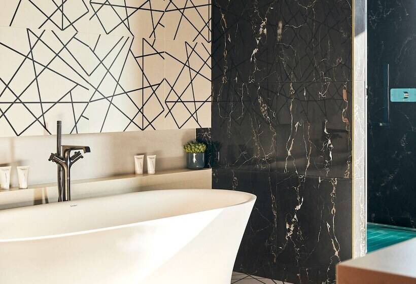 Полулюкс, Grand Hyatt Barcelona