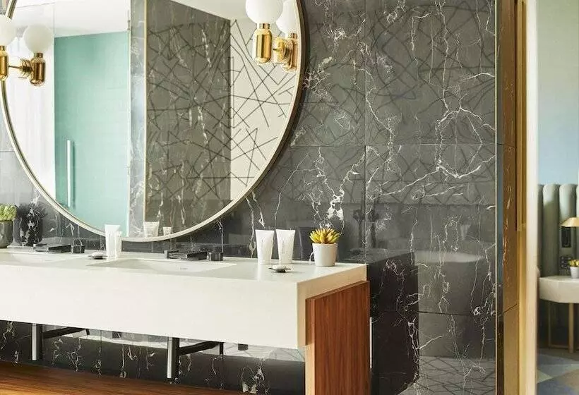 سوییت جونیور, Grand Hyatt Barcelona