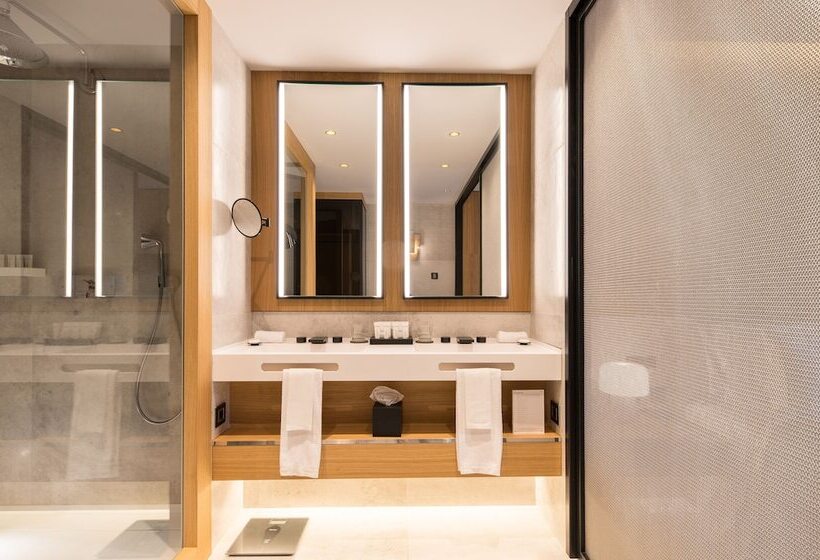 Номер Стандарт, Grand Hyatt Barcelona