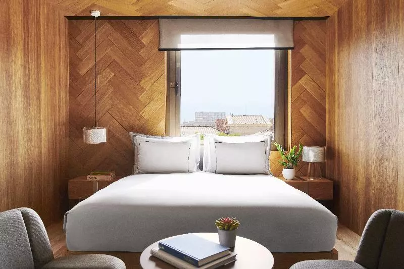 اتاق استاندارد با تخت بزرگ, Grand Hyatt Barcelona