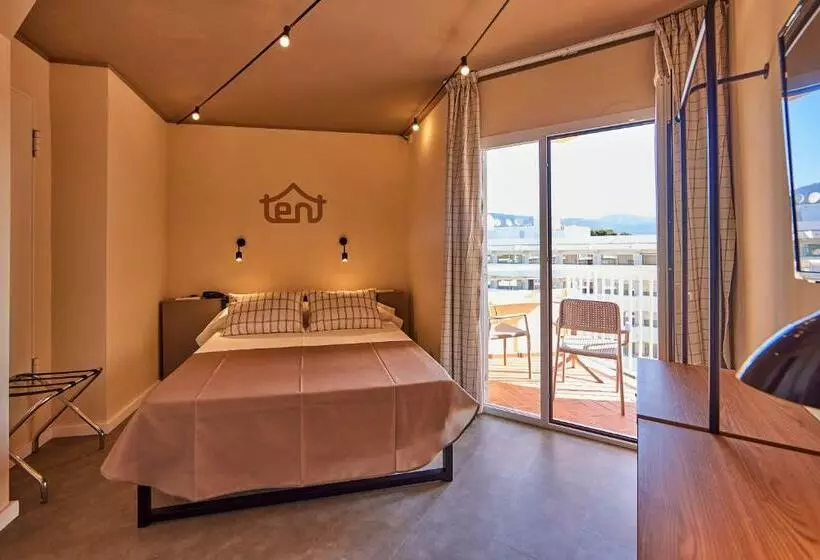 اتاق استاندارد یک نفره, tent Palmanova