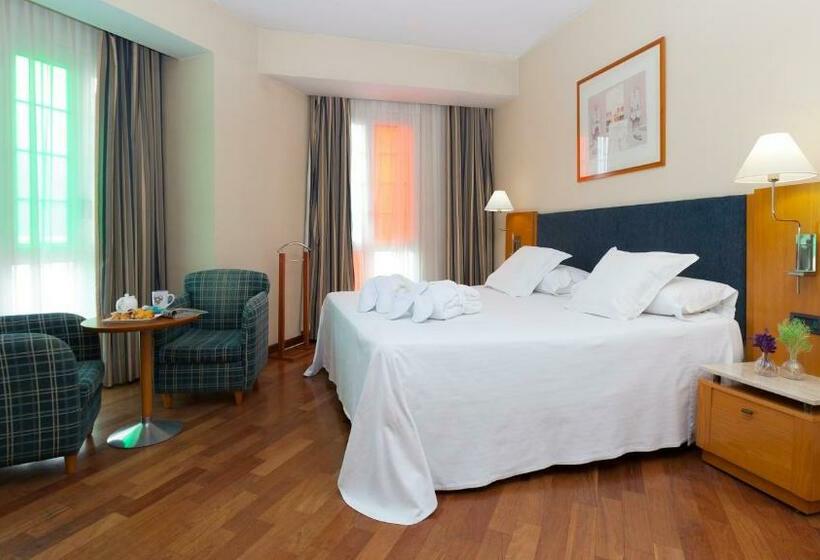 غرفة سوبيريور, Urh Ciutat De Mataró