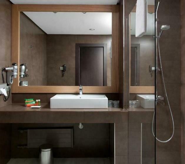 غرفة سوبيريور, Urh Ciutat De Mataró