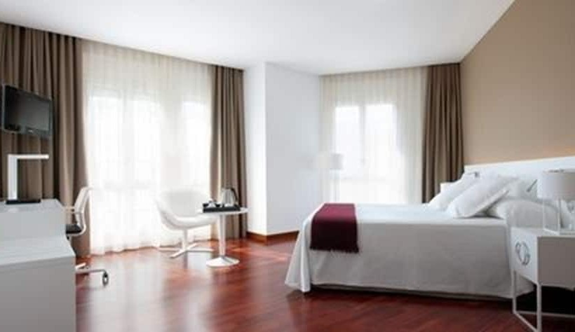 غرفة سوبيريور, Urh Ciutat De Mataró