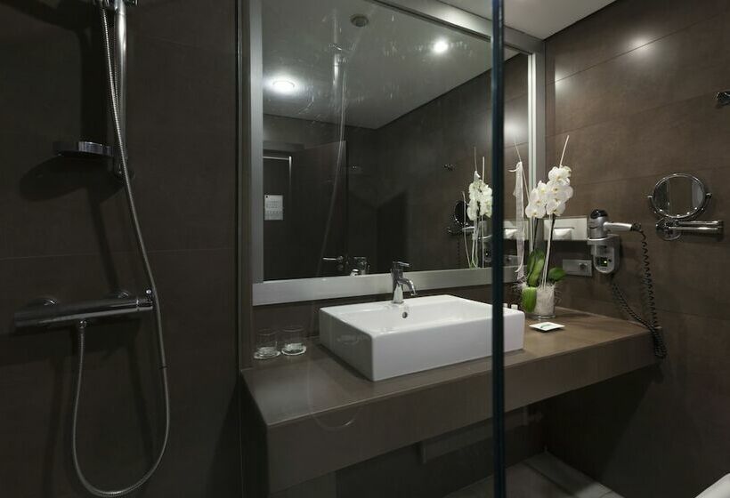 غرفة سوبيريور, Urh Ciutat De Mataró