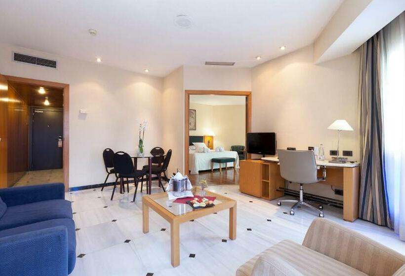 جناح جونيور, Urh Ciutat De Mataró