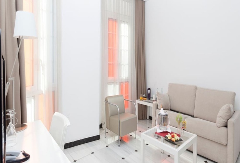 جناح جونيور, Urh Ciutat De Mataró