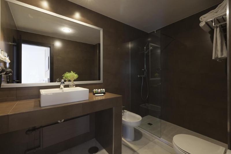 غرفة سوبيريور, Urh Ciutat De Mataró